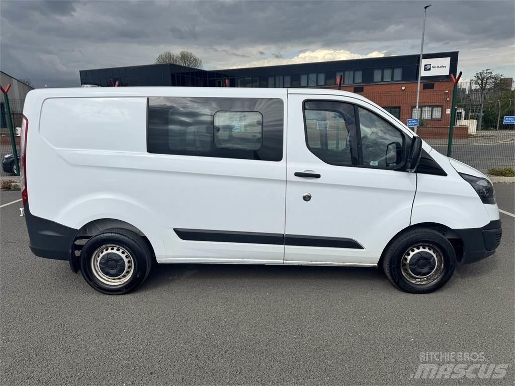 Ford  マイクロバス