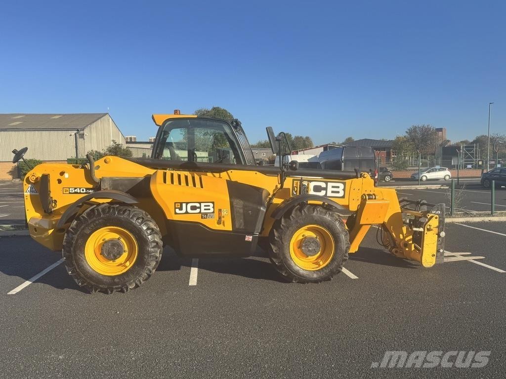 JCB  テレスコーピックハンドラー