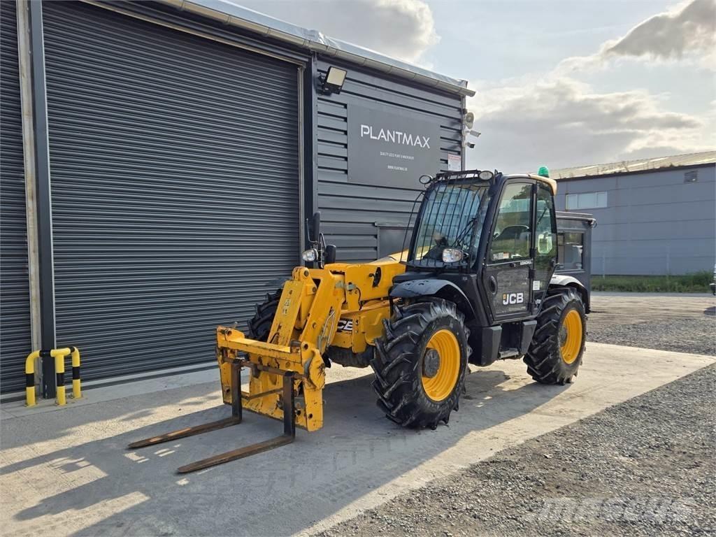 JCB 531-70 テレスコーピックハンドラー