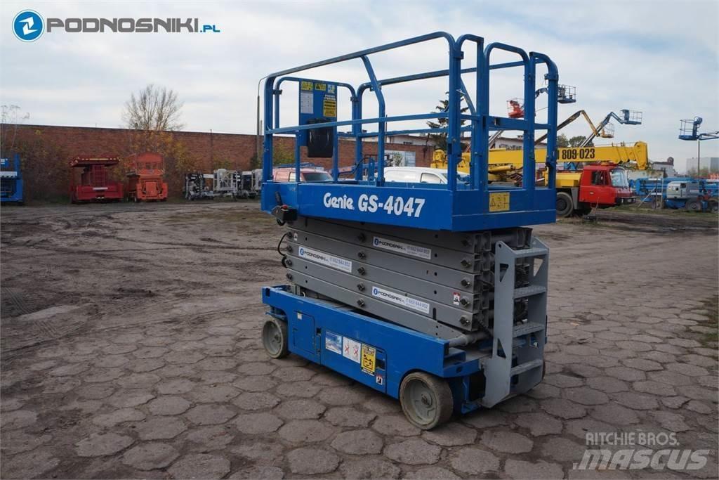 Genie 4047 シザースリフト