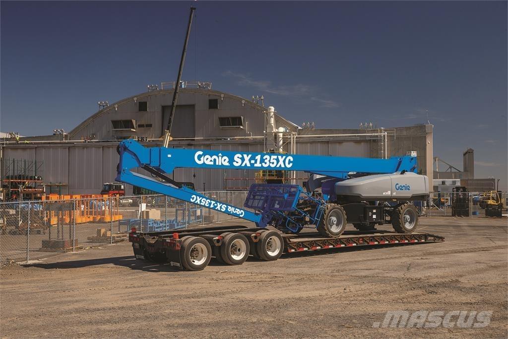 Genie SX-135 XC ブームリフト　直伸型