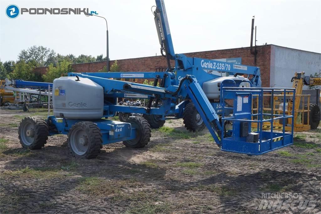 Genie Z45/25J ブームリフト　屈伸型