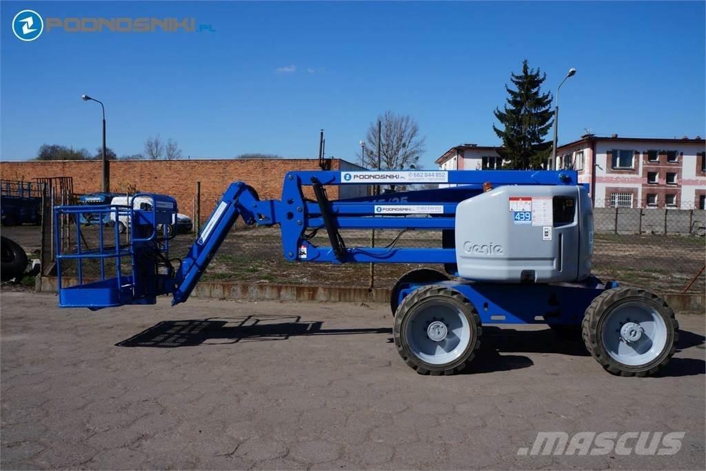Genie Z45/25J ブームリフト　屈伸型