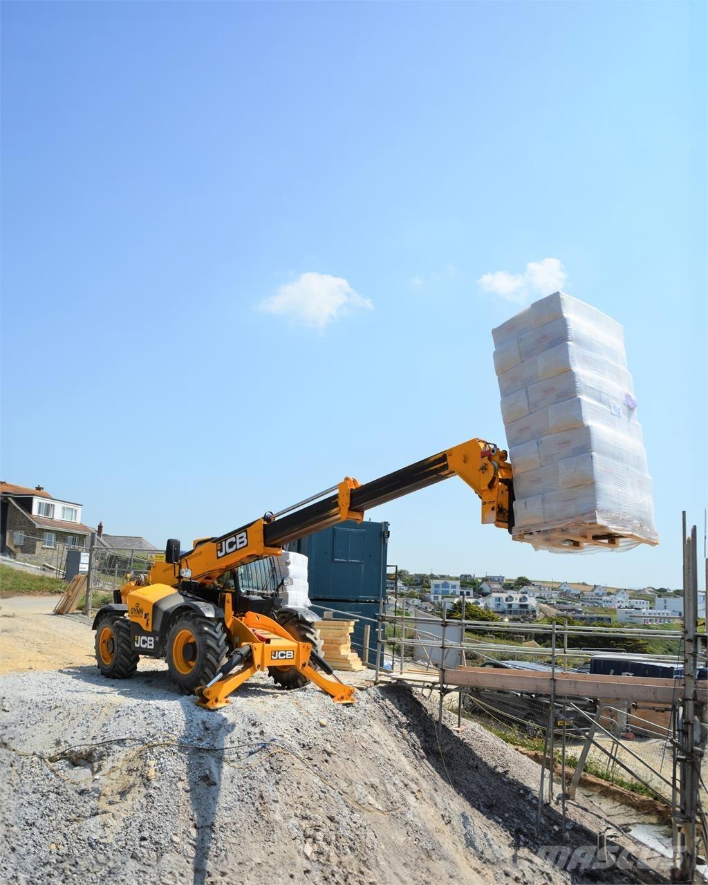 JCB 535-125 テレスコーピックハンドラー