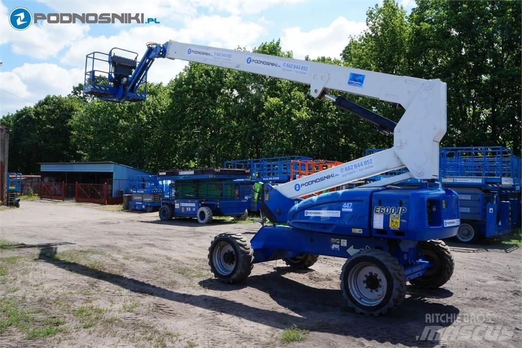 JLG E600JP ブームリフト　屈伸型
