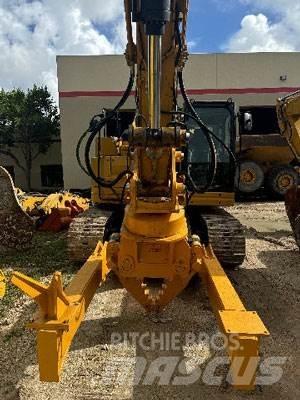 CAT 325FL CR 廃棄物／工業産廃処理機