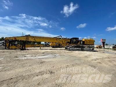 CAT 390FL UHD 解体油圧ショベル