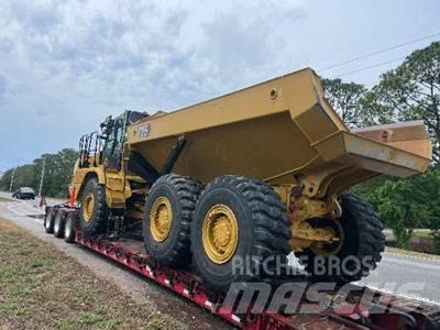 CAT 725 04A アーティキュレート式ダンプトラック