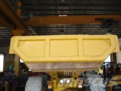 CAT 730 Tailgate その他部品