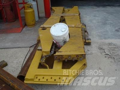 CAT 740 Tailgate その他部品