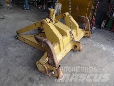 CAT D6R /D6T Ripper, MS その他部品