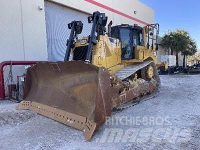 CAT D8T ブルドーザー