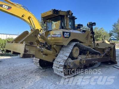 CAT D8T ブルドーザー