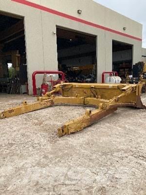 CAT D8T Angle Blade その他部品