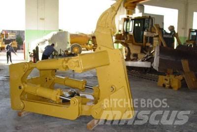 CAT D8T /D8R Ripper, S/S その他部品