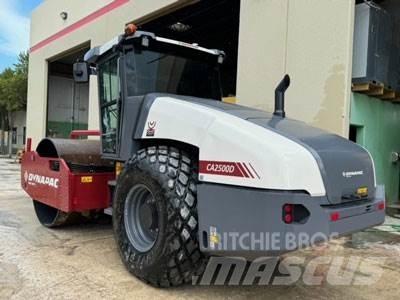 Dynapac CA2500D - New 建設機械 -　その他