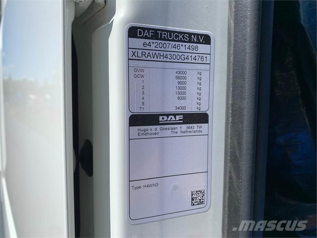DAF XF 430 8x4*4 キャブ付きシャーシ