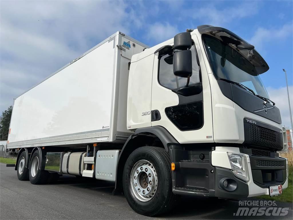 Volvo FE320 6x2*4 ボックスボディー、ウイング、箱車