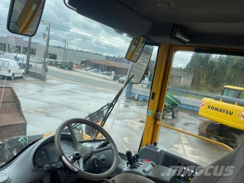 Volvo L 90 E ホイールローダー・タイヤショベル