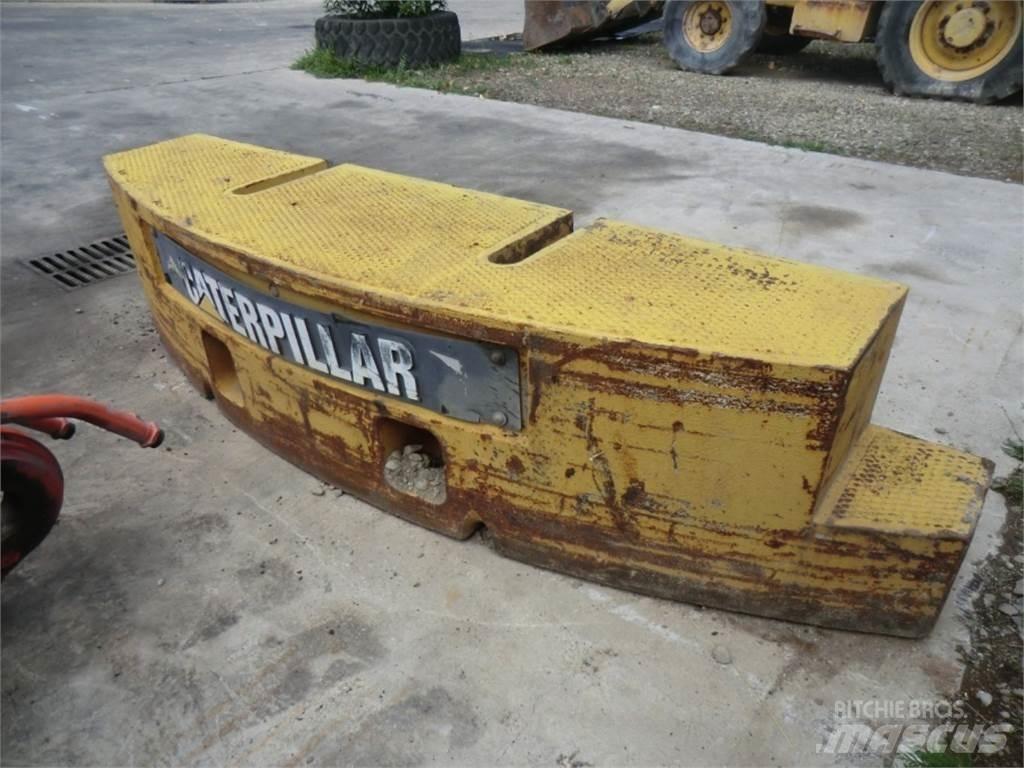 CAT 231D シャーシ及びサスペンション