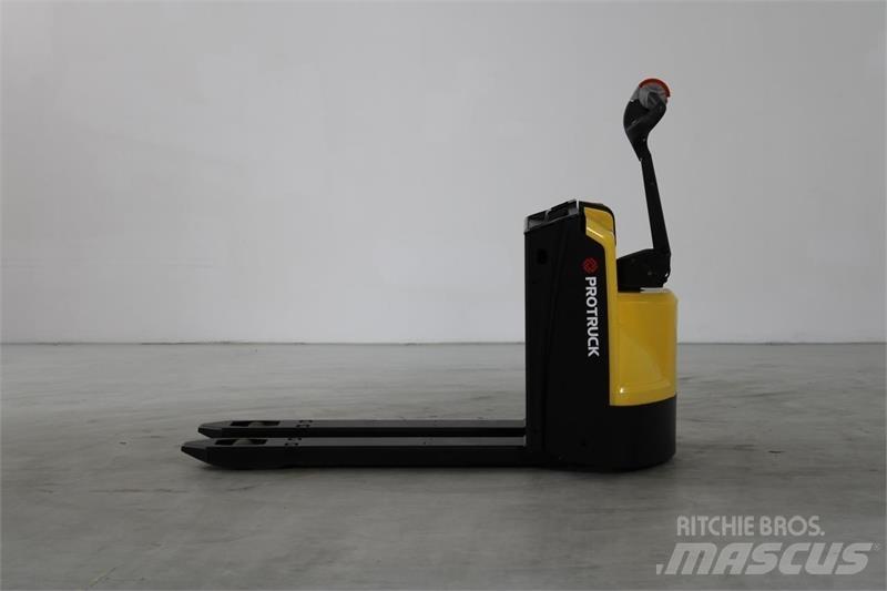 Hyster P1.6 ローリフト