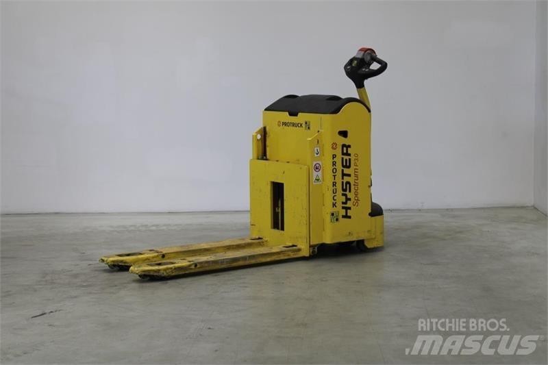 Hyster P3.0 ローリフト