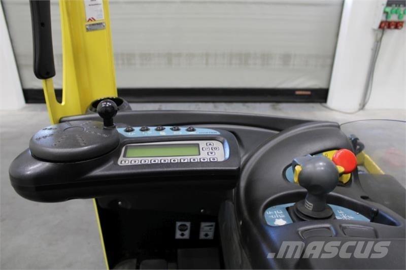 Hyster R2.0W リーチフォークリフト