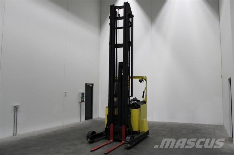 Hyster R2.0W リーチフォークリフト
