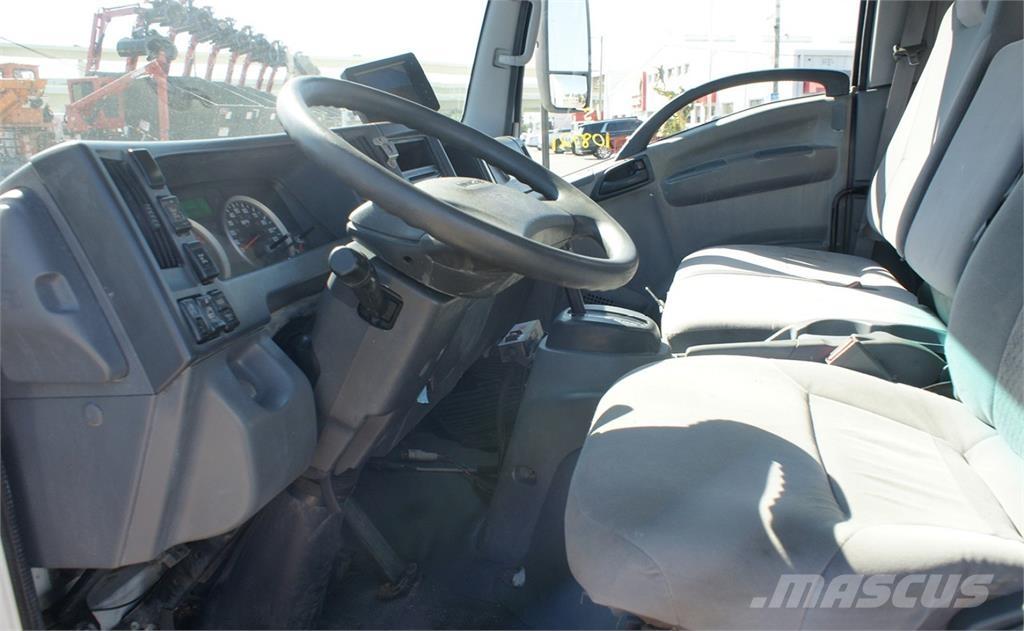 Isuzu NRR 塵芥車、パッカー車