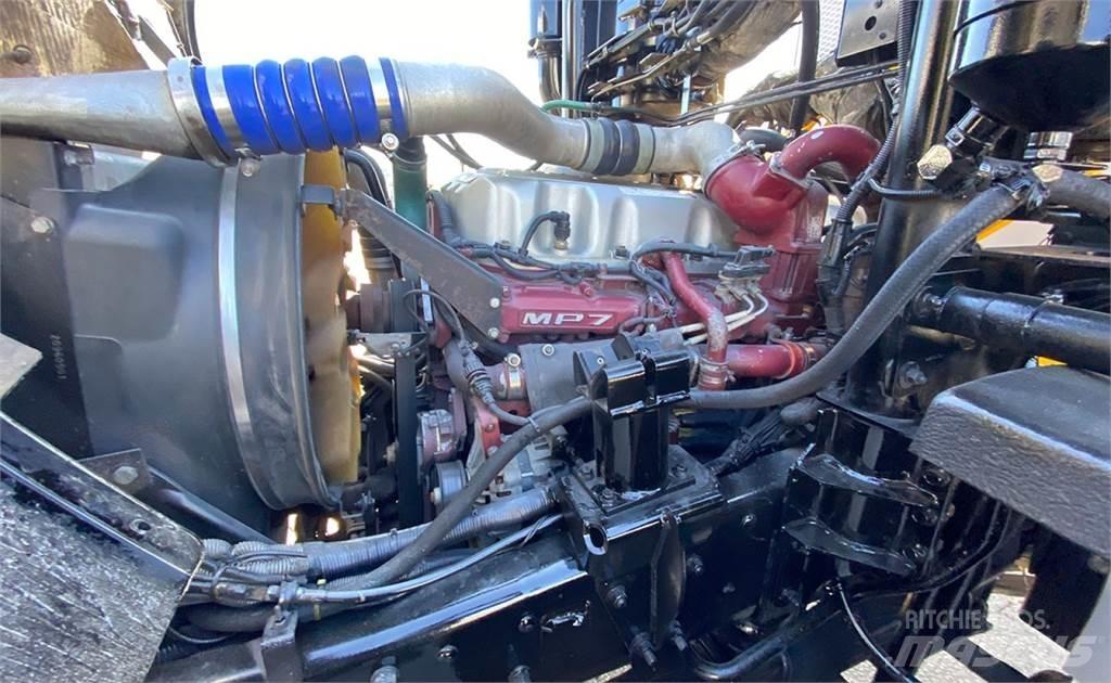 Mack LEU613 塵芥車、パッカー車