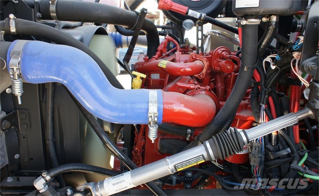 Mack MD6 塵芥車、パッカー車