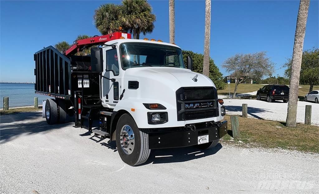 Mack MD6 グラップル