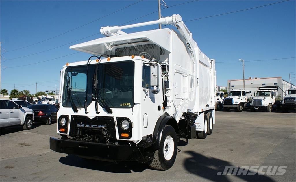 Mack MRU613 塵芥車、パッカー車