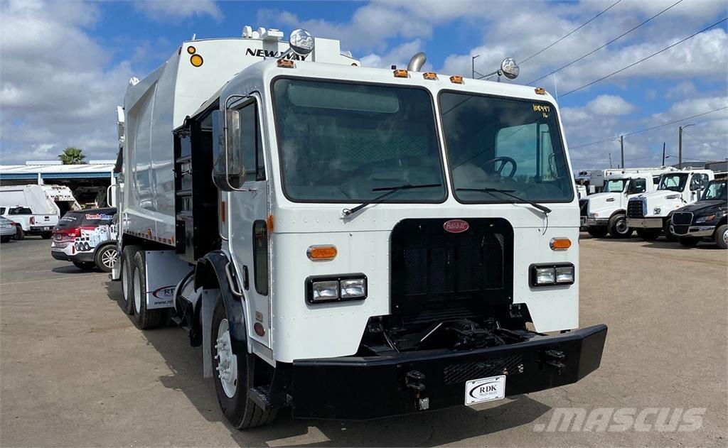 Peterbilt 320 塵芥車、パッカー車