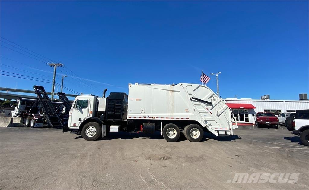 Peterbilt 320 塵芥車、パッカー車