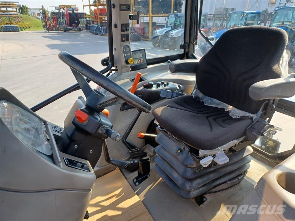 Case IH JXU90 トラクター