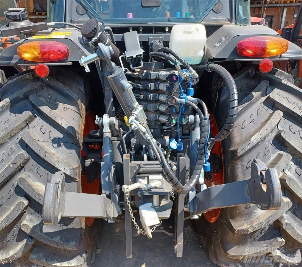 Kubota M5112NQ36_EC トラクター
