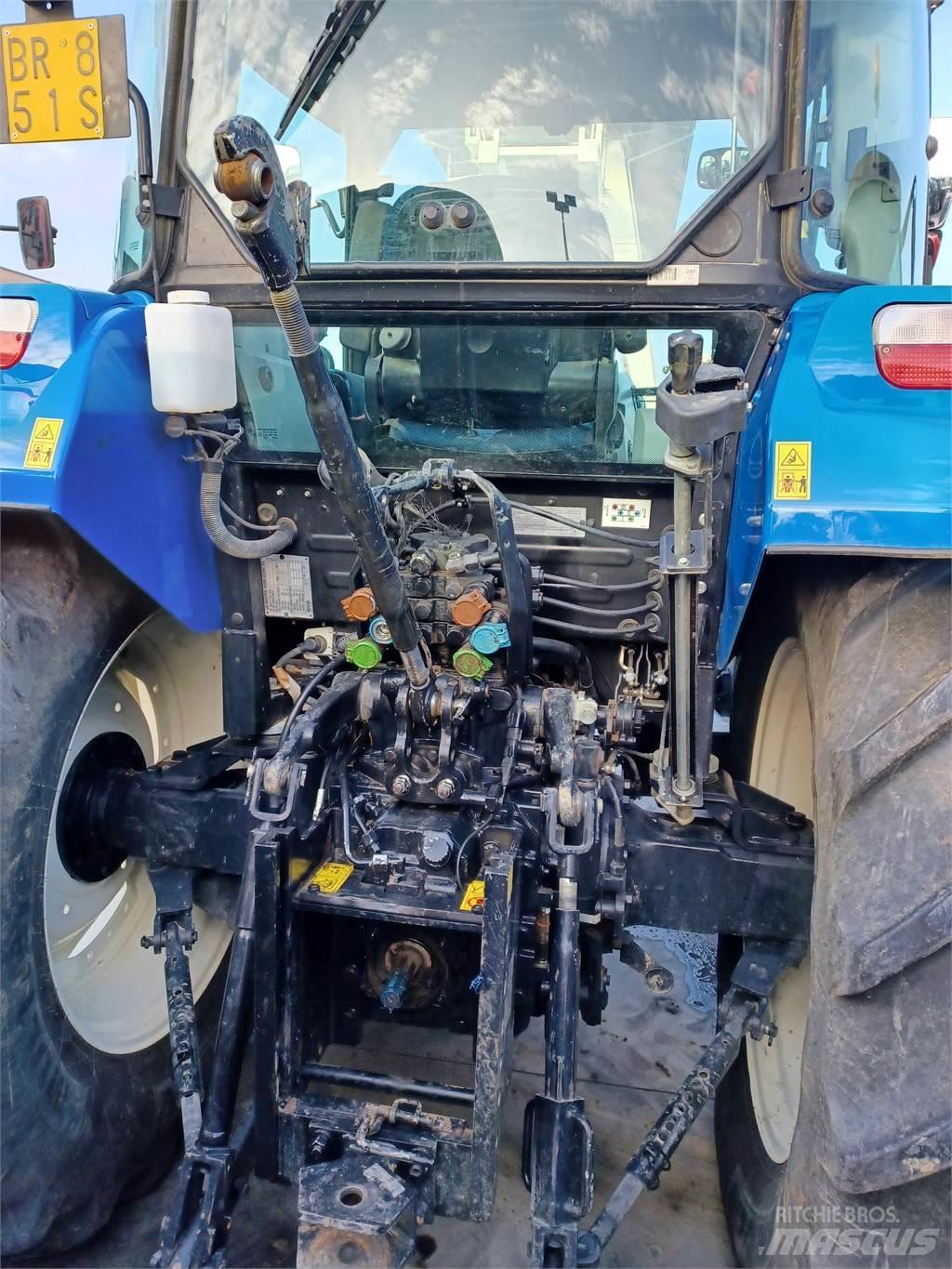New Holland T5.95 トラクター