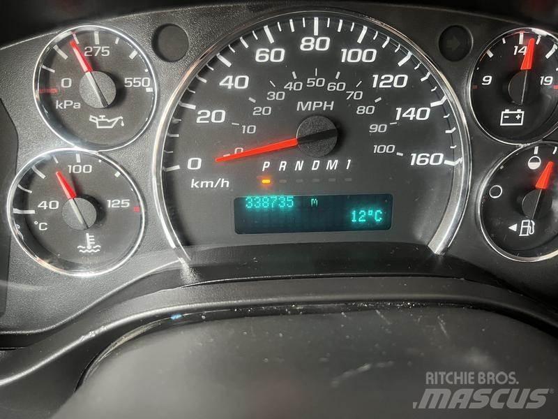 Chevrolet Express マイクロバス
