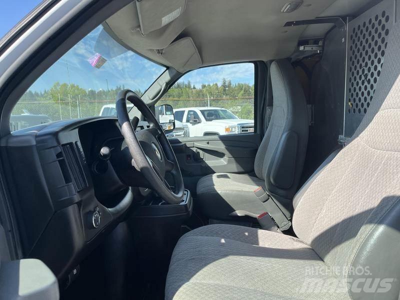 Chevrolet Express パネルバン