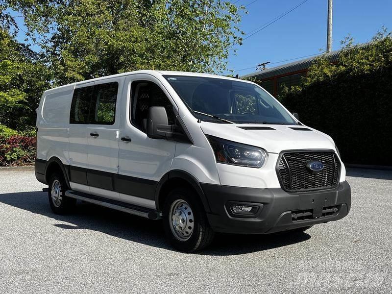 Ford Transit パネルバン