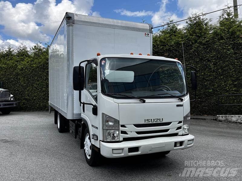 Isuzu NPR パネルバン