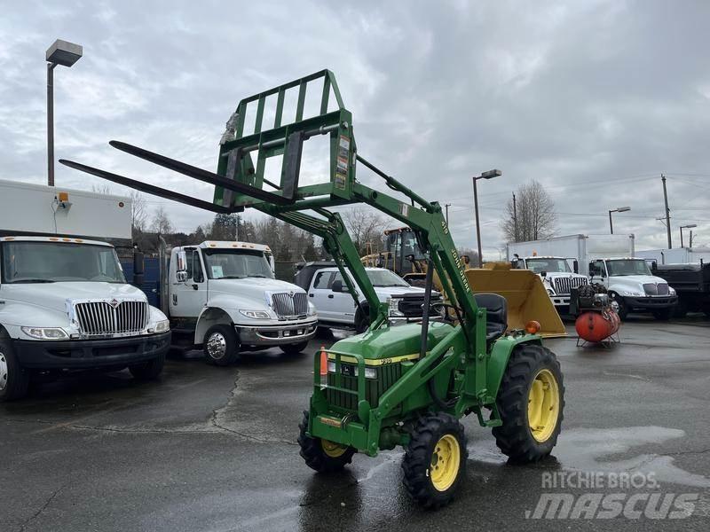 John Deere 790 トラクター