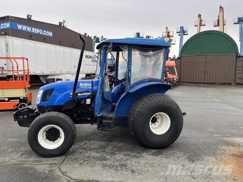 New Holland TN70A トラクター