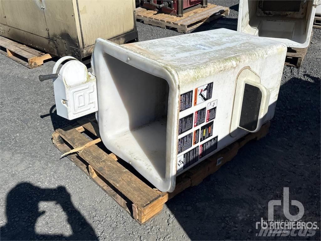 Altec Bucket トラック・トレーラー - 　その他