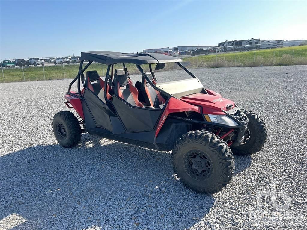 Arctic Cat 4x4 バギー