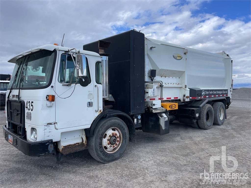 Autocar ACX64 塵芥車、パッカー車