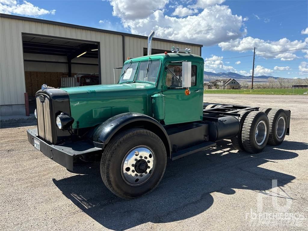 Autocar DC9364B 中古トラクターヘッド | トレーラーヘッド