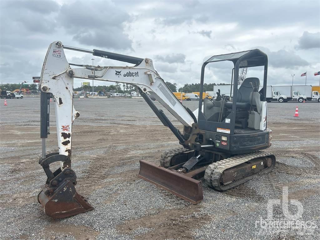 Bobcat E32 ミニ油圧ショベル 7t以下（ミニユンボ・ミニディガー）