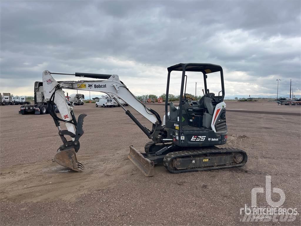 Bobcat E35 ミニ油圧ショベル 7t以下（ミニユンボ・ミニディガー）
